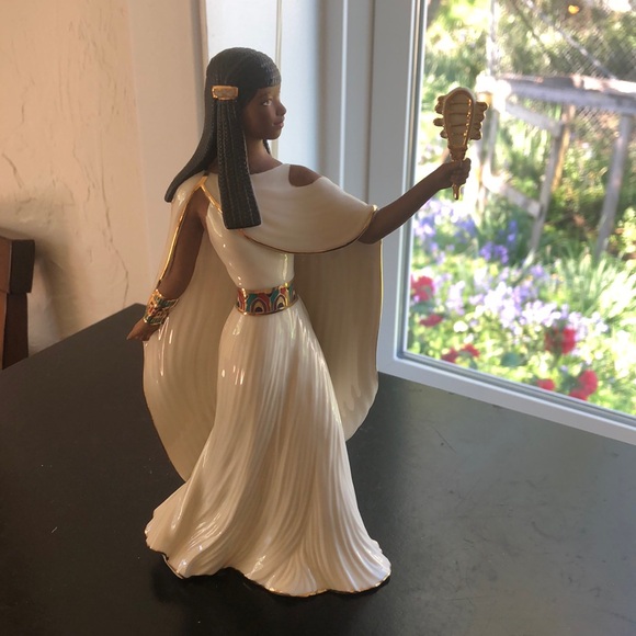 Lenox American by Design Isenofret statuette OS - Picture 1 of 4